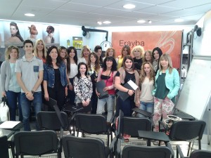 Foto de grupo de los participantes al curso